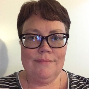 Meet your Posher, Janet